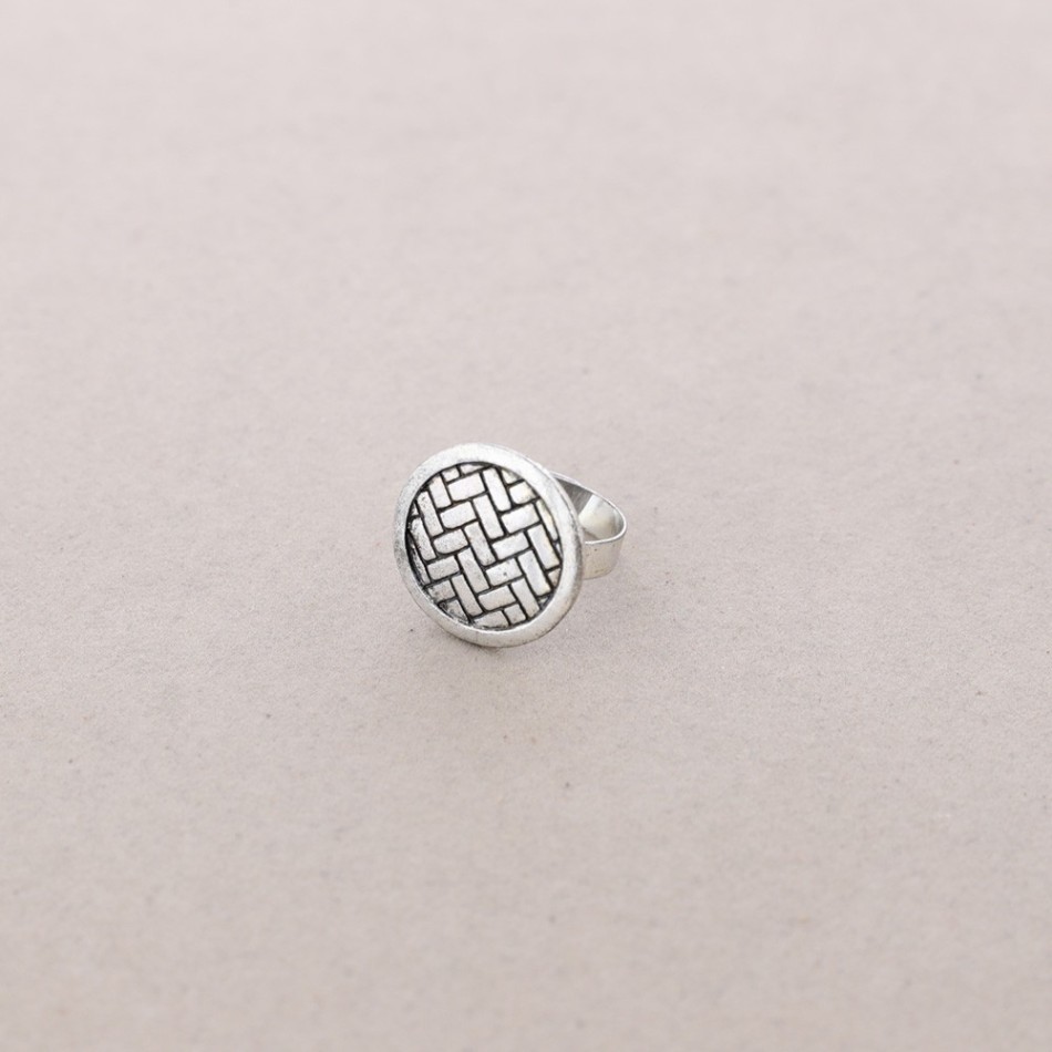 METAL RING