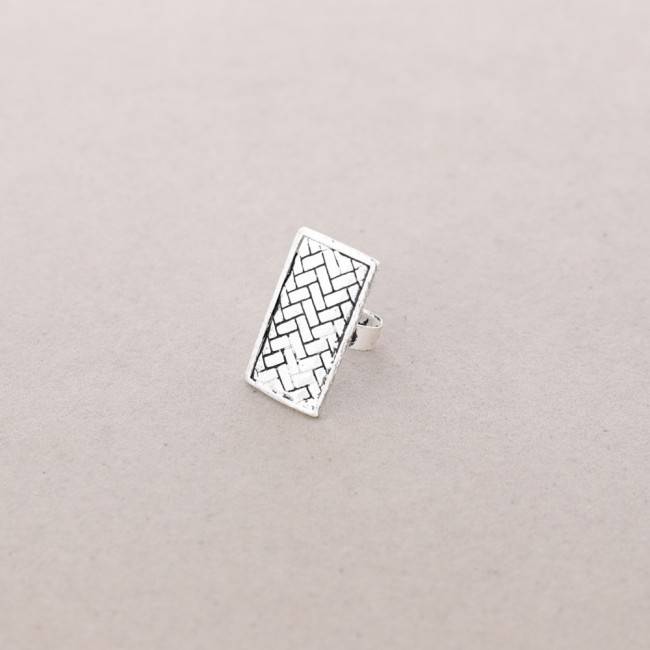METAL RING