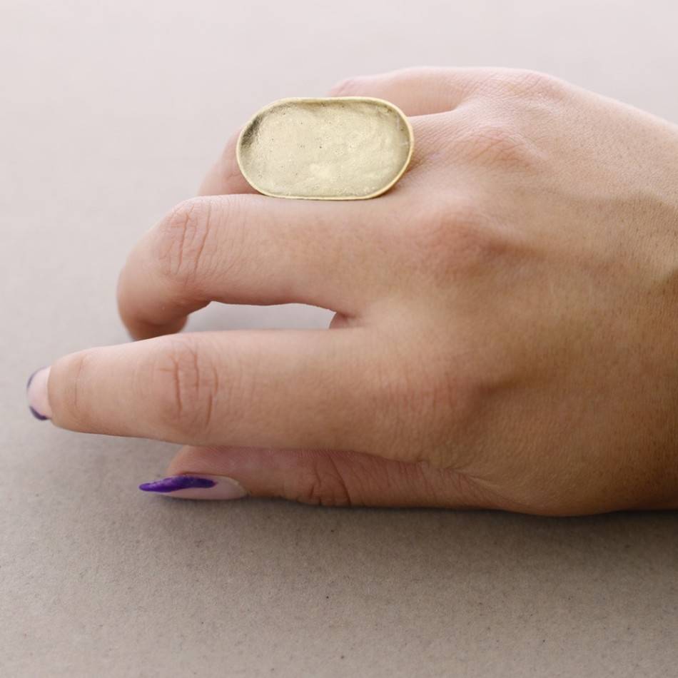 ANILLO OVALADO METAL