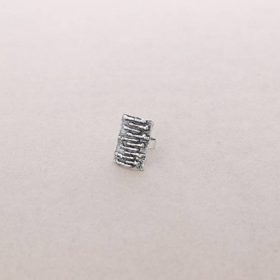 METAL RING