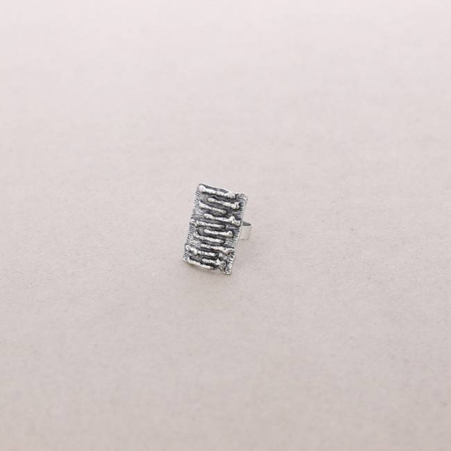 METAL RING