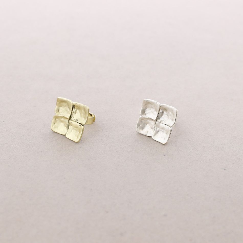 SHAPED METAL RING