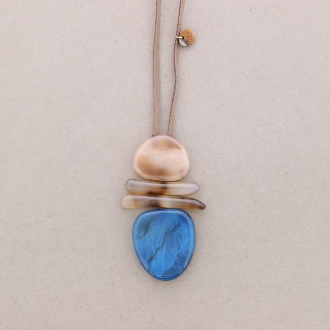 LONG RESIN GEOMETRIC SHAPE PENDANT NECKLACE