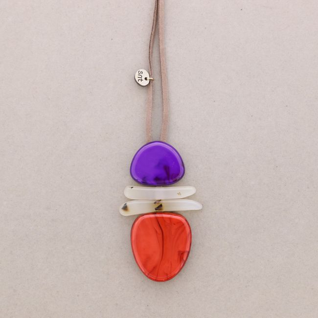 LONG RESIN GEOMETRIC SHAPE PENDANT NECKLACE