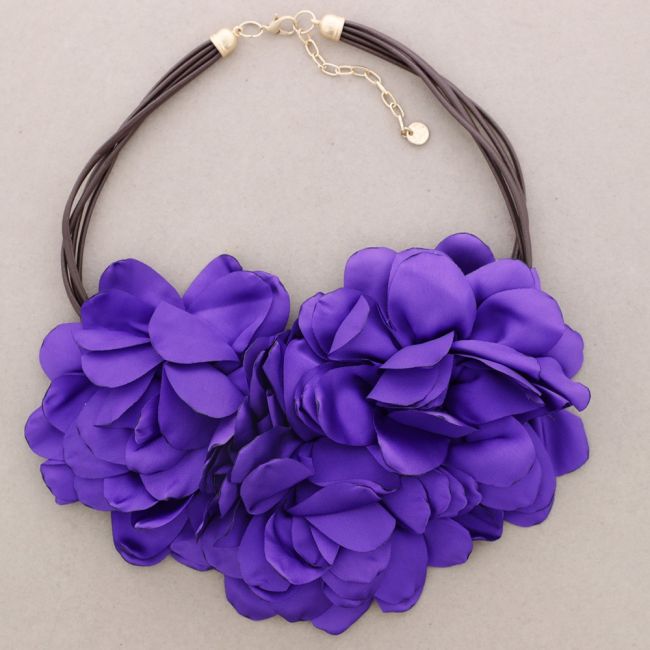 FABRIC FLOWERS SHORT NECKLACE