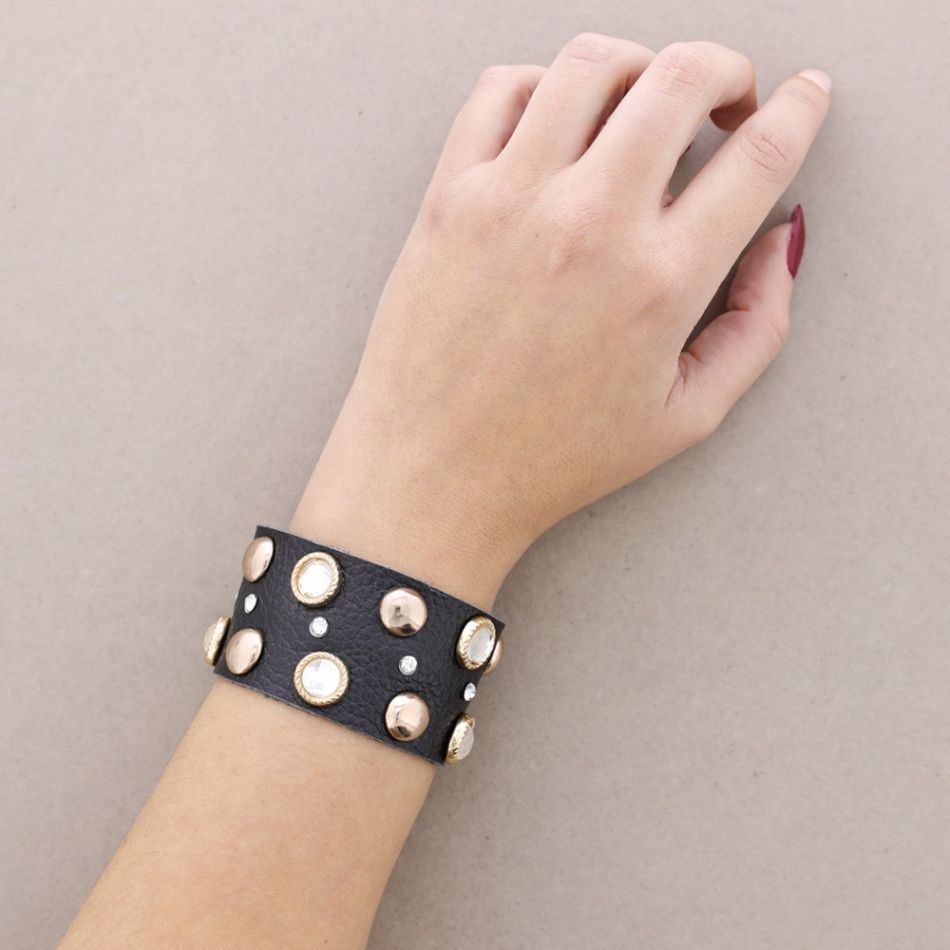 PULSERA CUERO REMACHES