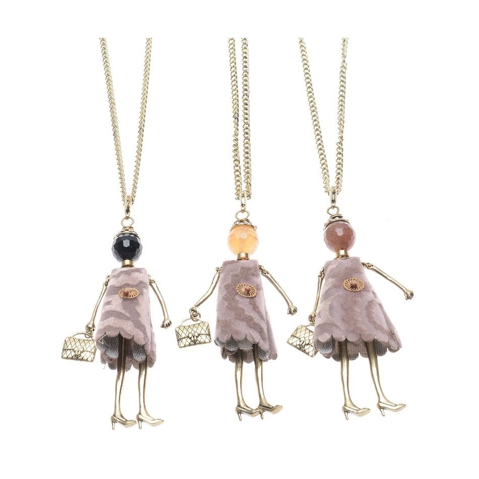 LONG PENDANT NECKLACE DOLL