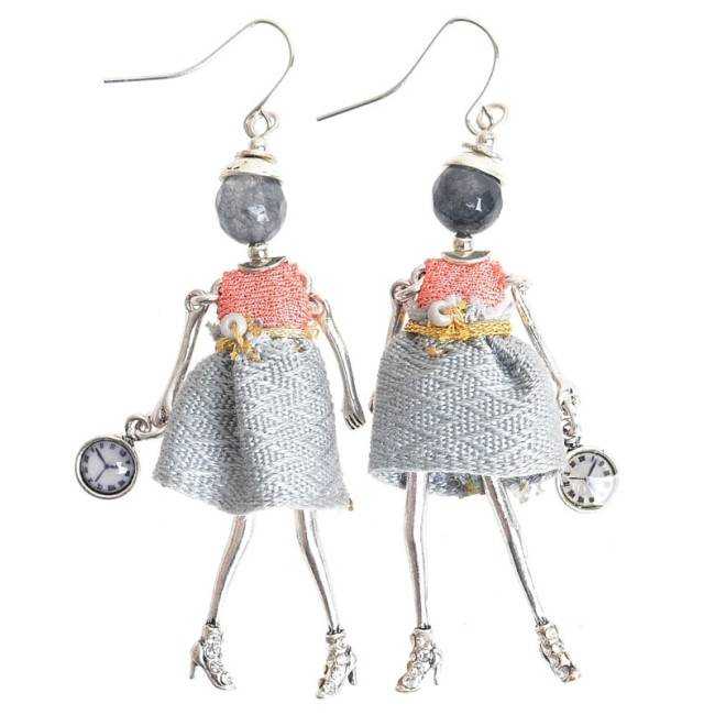 PENDIENTES COLGANTE MUÑECA