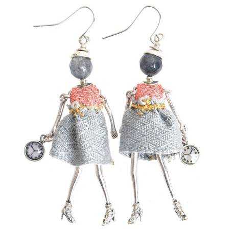 PENDIENTES COLGANTE MUÑECA