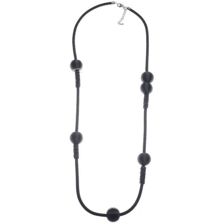 LONG NECKLACE WITH BALL BEADS