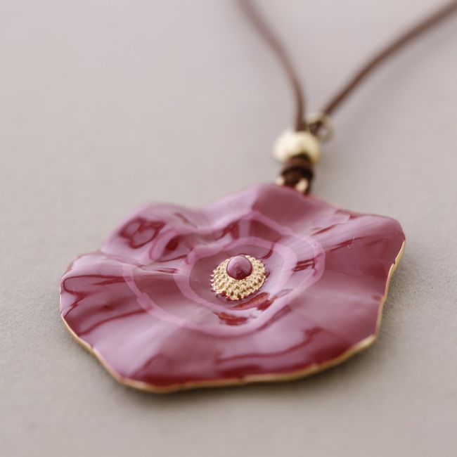 ENAMEL METAL FLOWER NECKLACE