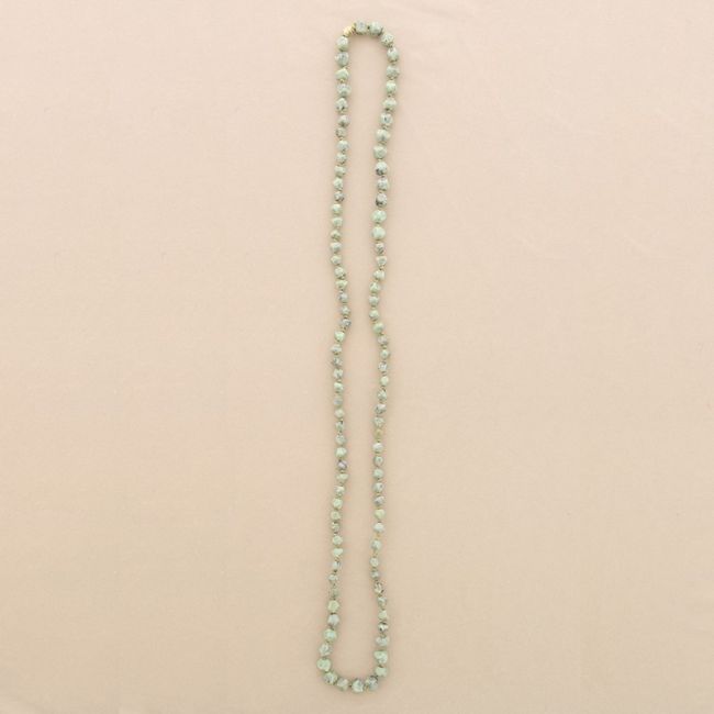 COLLAR LARGO CUENTAS RESINA