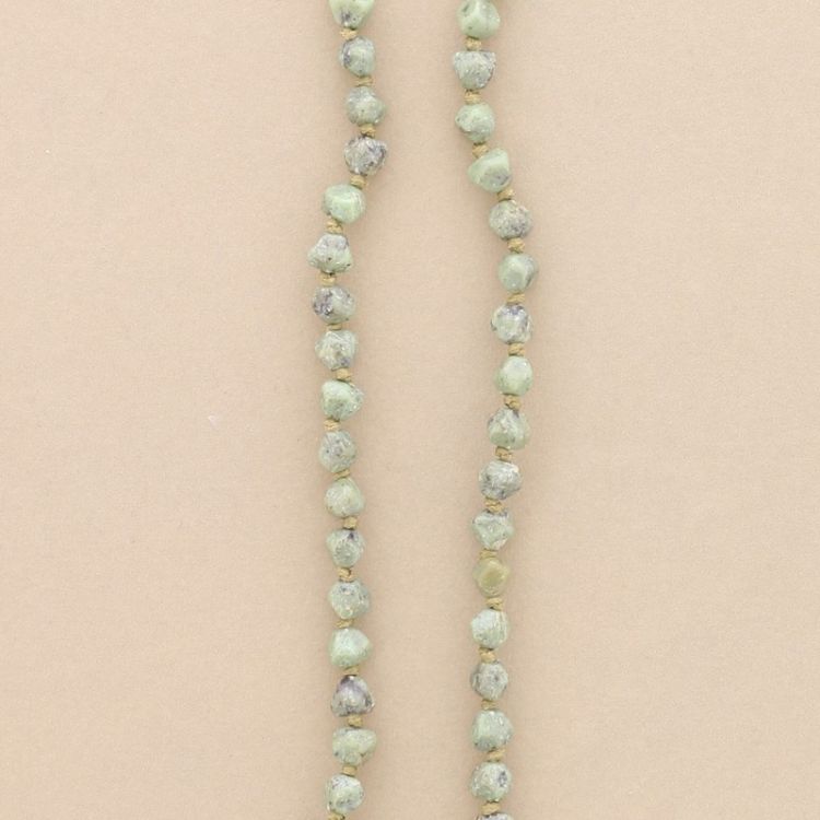 COLLAR LARGO CUENTAS RESINA 2