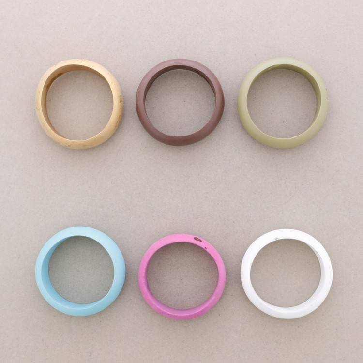 COLORED WOOD BRACELET 2.5 CM 2