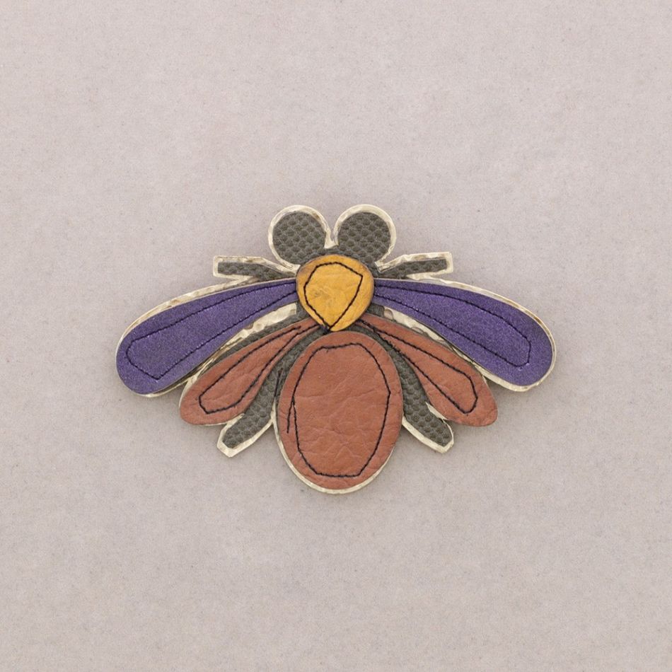 IMITATION LEATHER METAL INSECT BROOCH