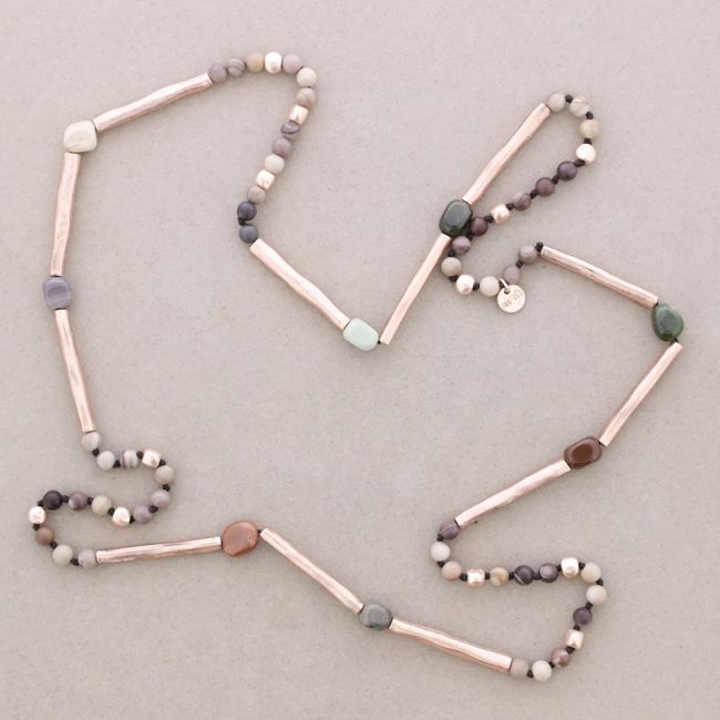 LONG NECKLACE METAL BEADS STONES
