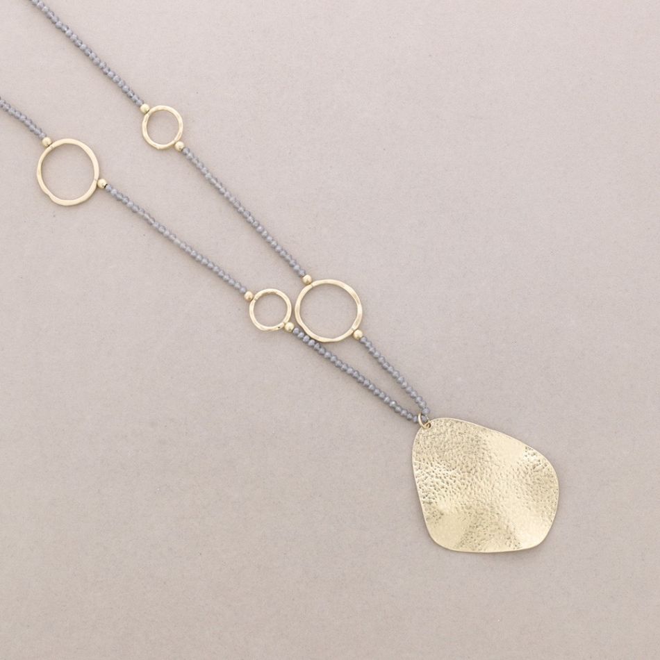 LONG NECKLACE FACETED CRYSTALS METAL PENDANT