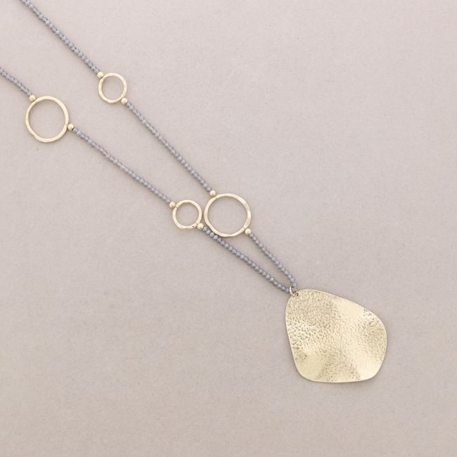 LONG NECKLACE FACETED CRYSTALS METAL PENDANT