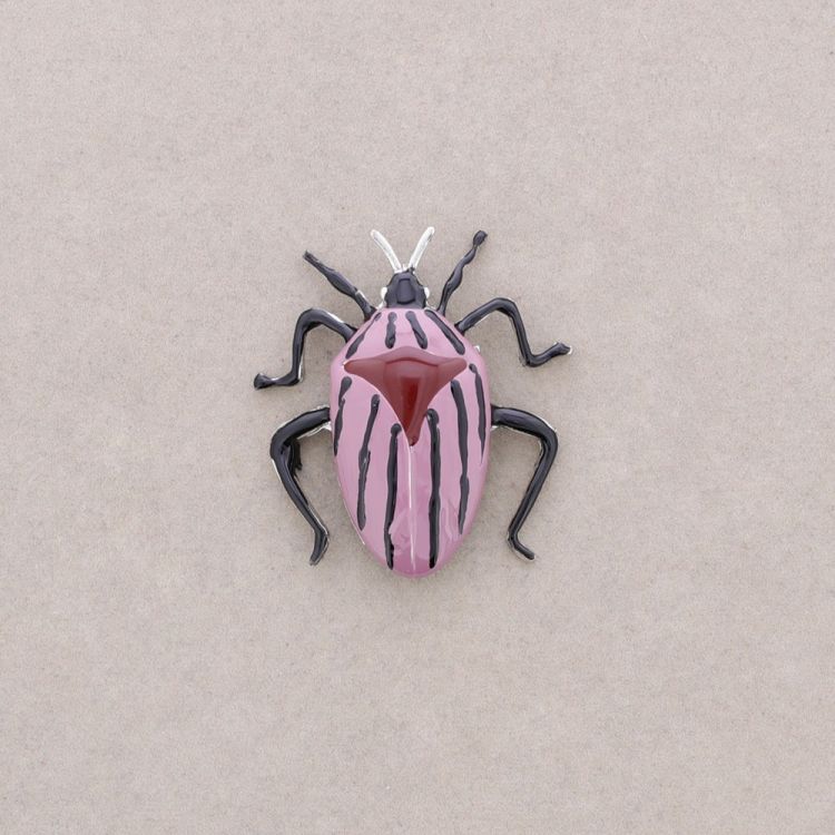 METAL ENAMEL BROOCH