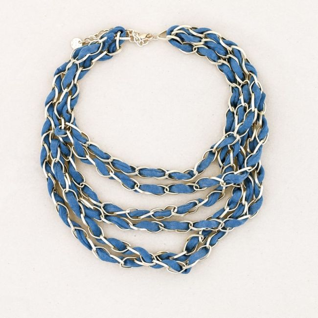SHORT NECKLACE 6 LEVELS INTERLACED FABRIC LINKS