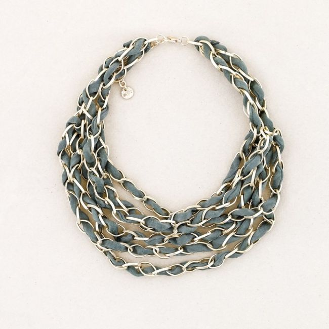 SHORT NECKLACE 6 LEVELS INTERLACED FABRIC LINKS