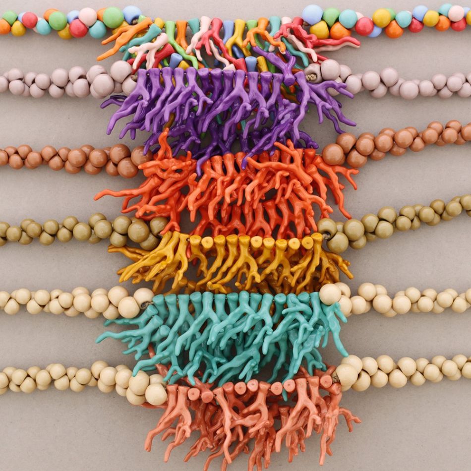 RESIN CORAL BALLS NECKLACE