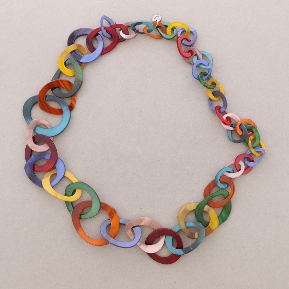 LONG RESIN LINK NECKLACE