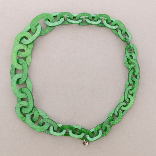 LONG RESIN LINK NECKLACE