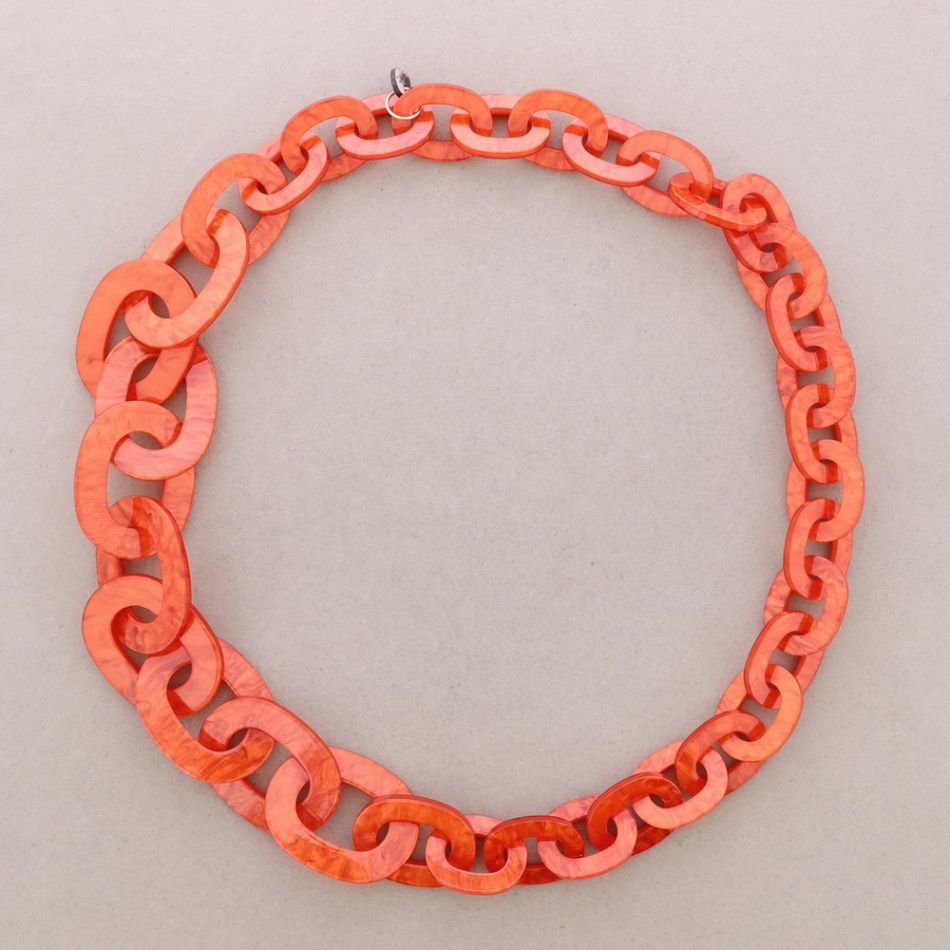 COLLAR LARGO ESLABONES RESINA