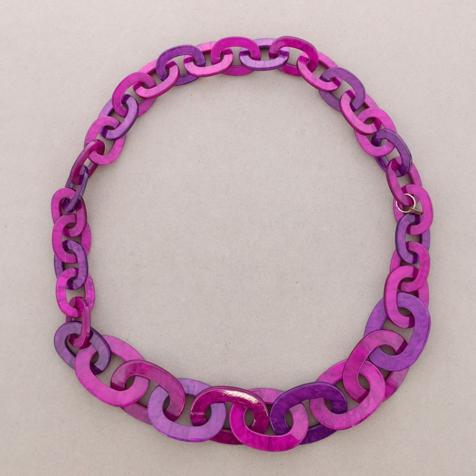COLLAR LARGO ESLABONES RESINA