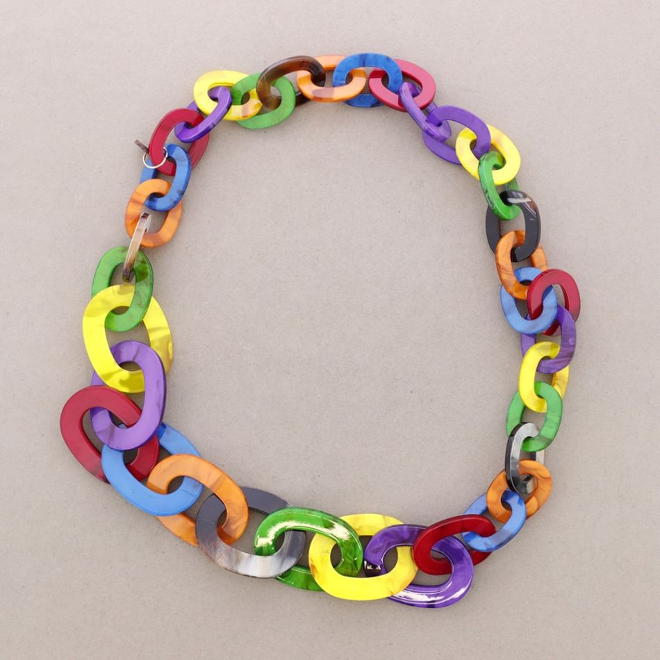 COLLAR LARGO ESLABONES RESINA
