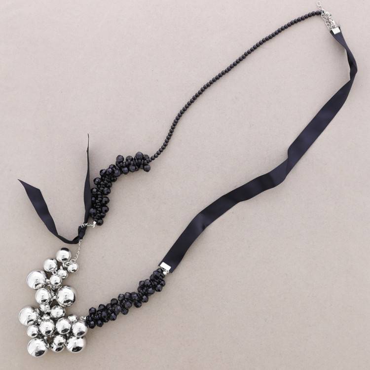 LONG BEAD NECKLACE 2
