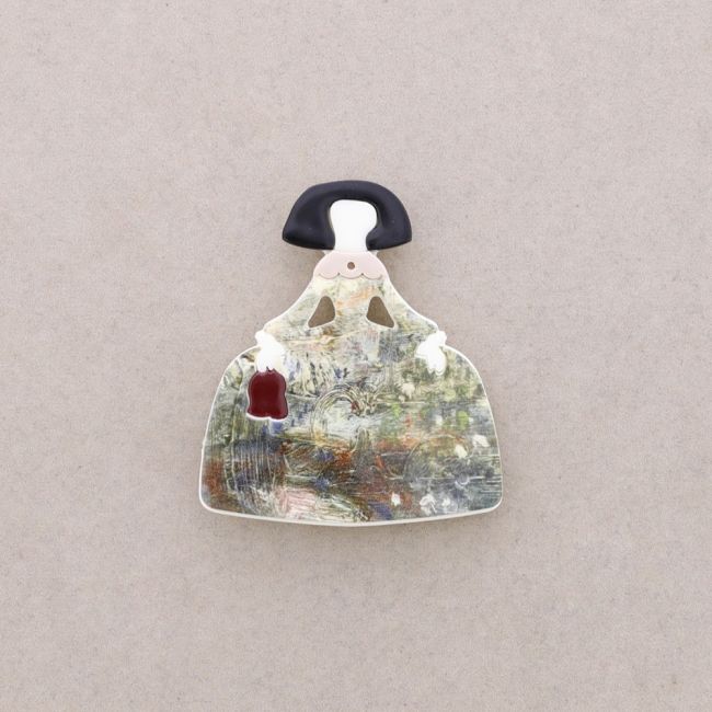 BROCHE IMÁN MENINA RESINA