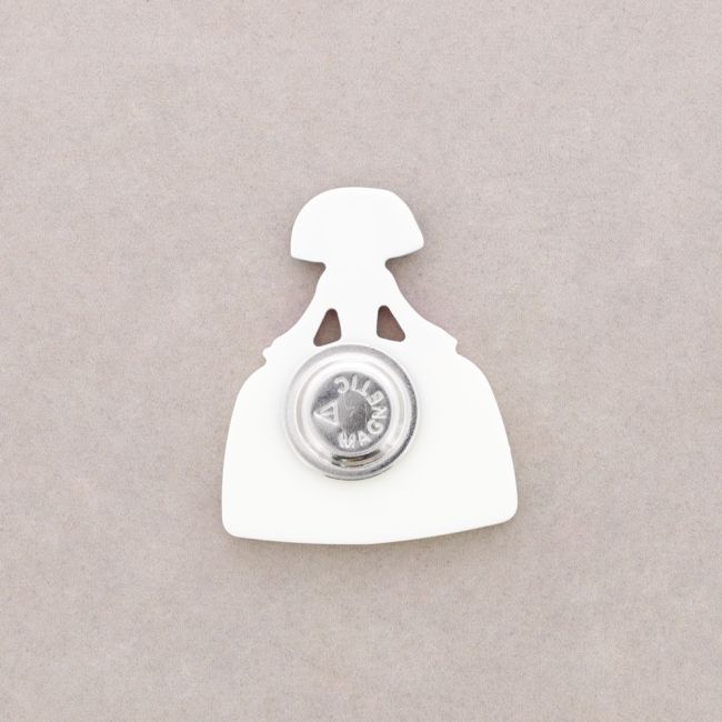 BROCHE IMÁN MENINA RESINA
