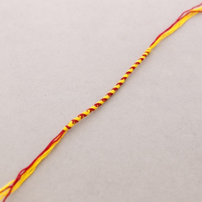 PULSERA HILO COLORES