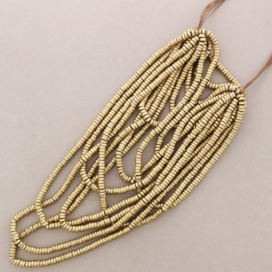 WOODEN BEADS BIB NECKLACE