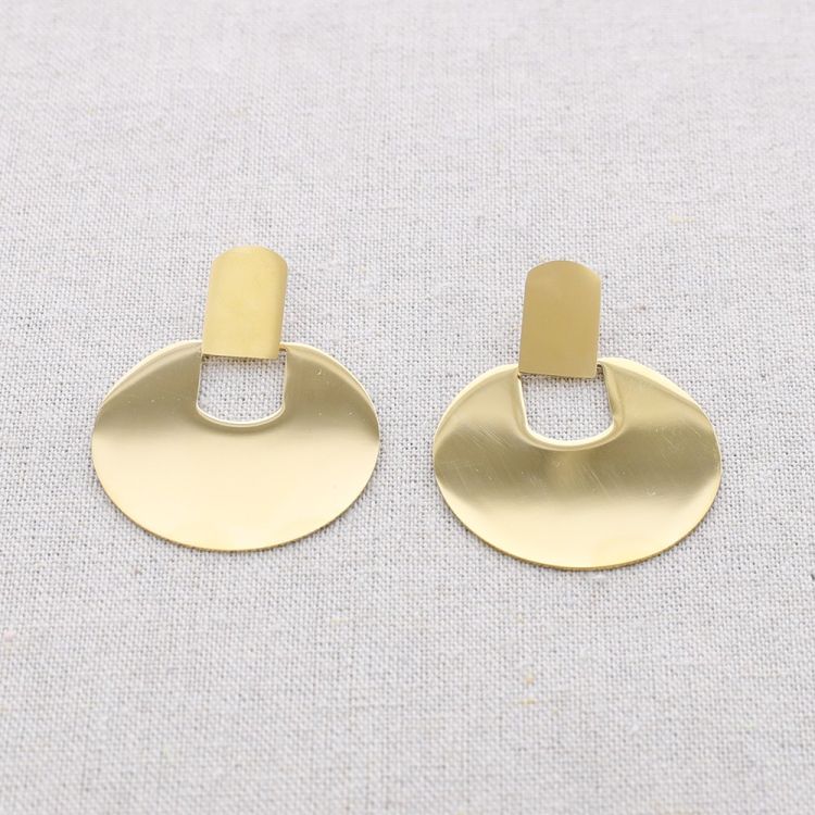 STEEL EARRINGS HANGING MEDAL 2