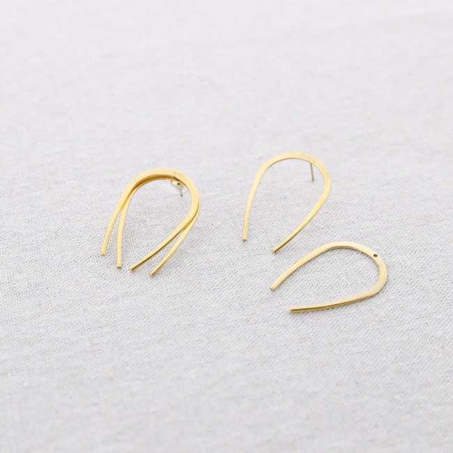 DOUBLE U INVERTED STEEL EARRINGS