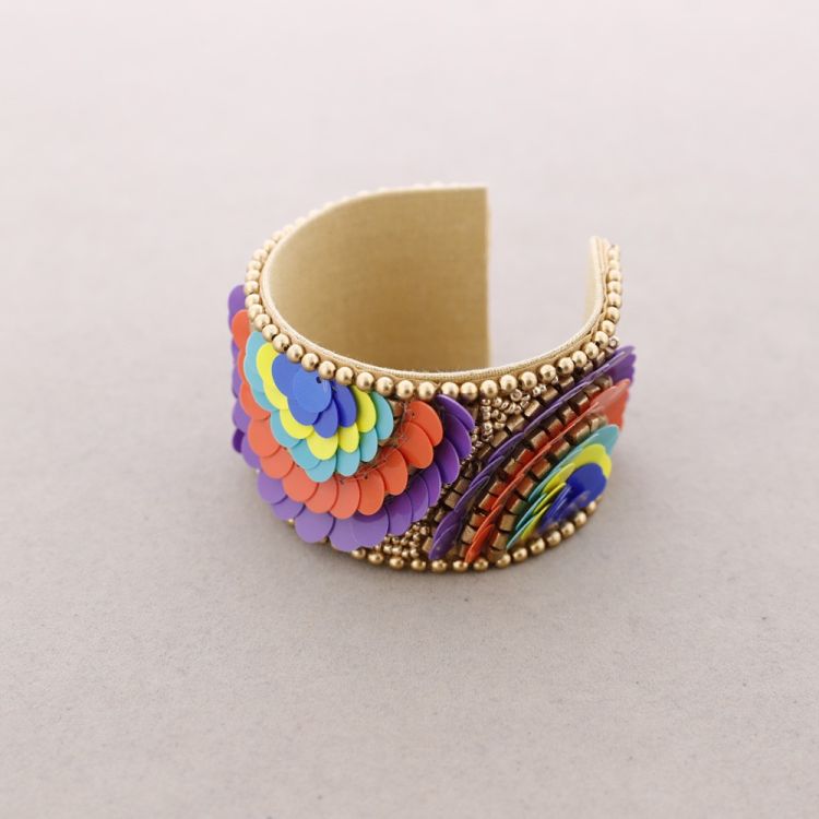 ADJUSTABLE SEQUIN BRACELET