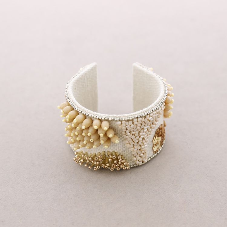 ADJUSTABLE BEADS BRACELET 2