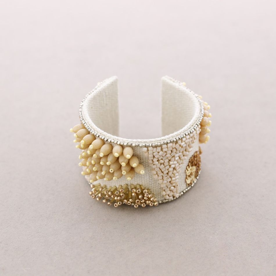 PULSERA AJUSTABLE CUENTAS ABALORIOS