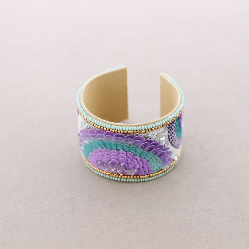 ADJUSTABLE SEQUIN BRACELET