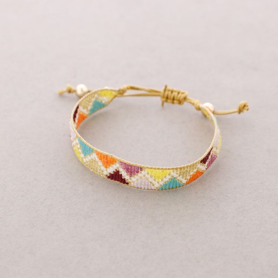 ETHNIC MACRAME BEADS BRACELET