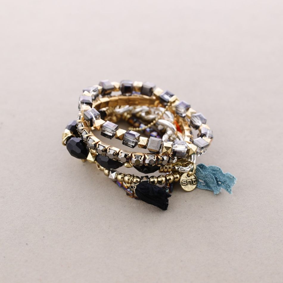 PULSERA 5 TIRAS CUENTAS VARIAS