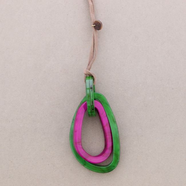 LONG DOUBLE RING RESIN PENDANT NECKLACE