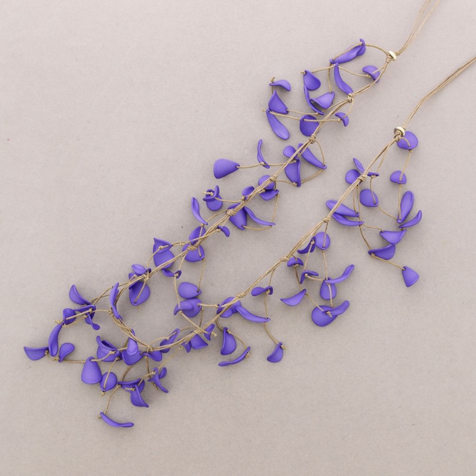 LONG NECKLACE WITH RESIN PETAL PENDANTS