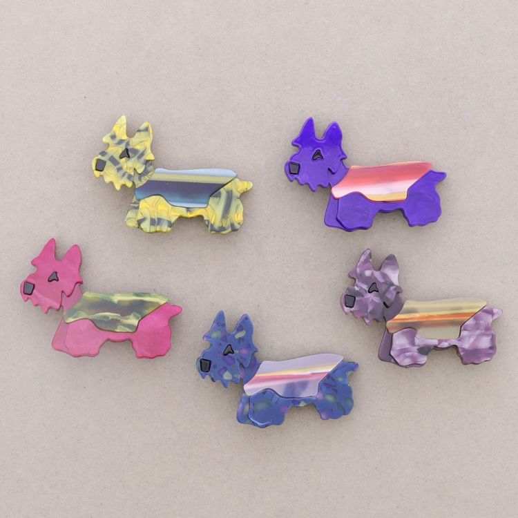 RESIN PUPPY BROOCH 2