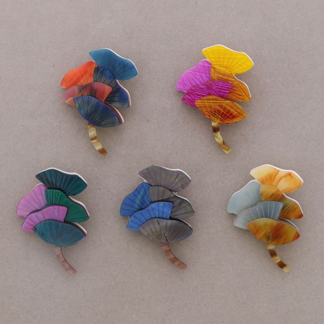 MULTI LEAF GINGKO RESIN BROOCH