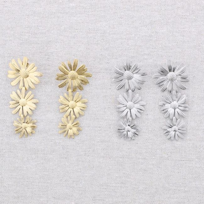 PENDIENTES ACERO TRIPLE FLOR