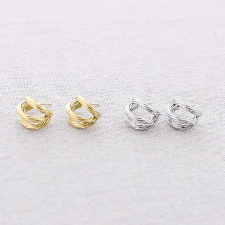 STEEL CROSSED HOOP EARRINGS 2